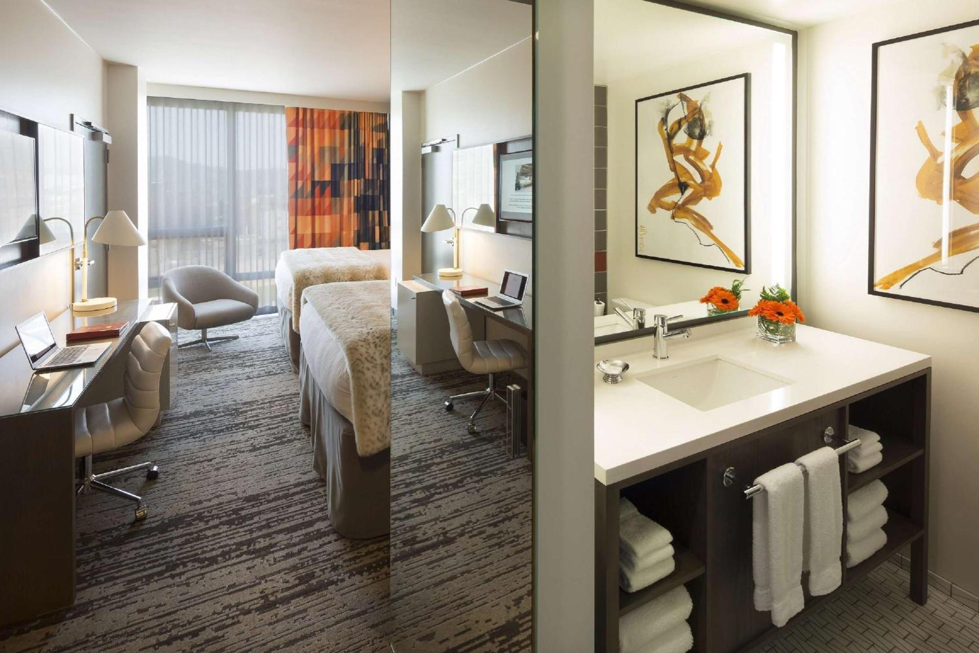 Queen Room with Two Queen Beds and City View